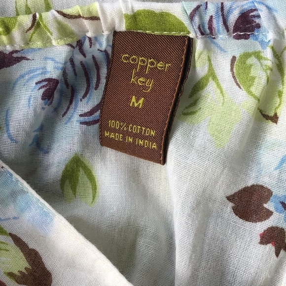 Copper Key Sleeveless Floral Ivory Blue Green Top - Picture 4 of 5